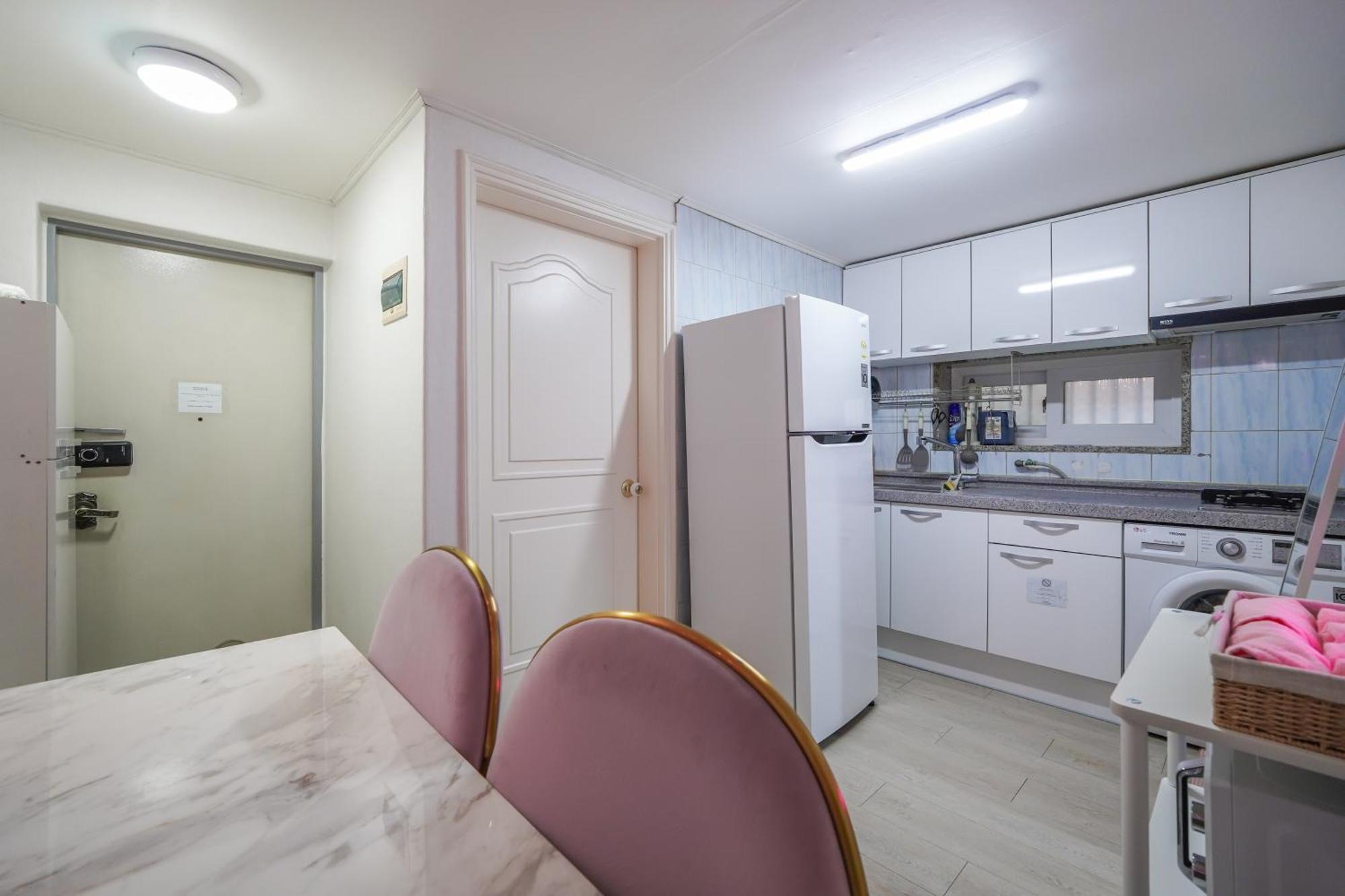 Apartament Hongdae Hyoosik Seul Zewnętrze zdjęcie