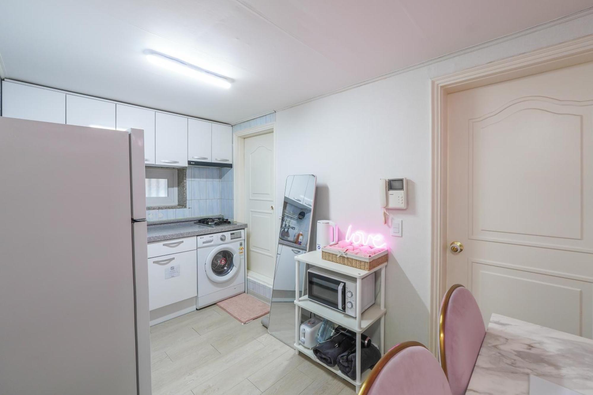 Apartament Hongdae Hyoosik Seul Zewnętrze zdjęcie